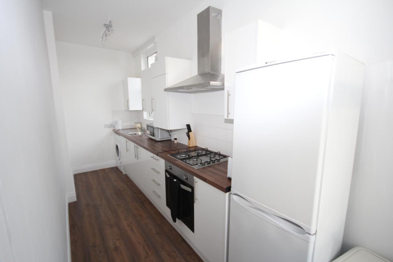 Great West Road Apartments Flat C 런던 외부 사진