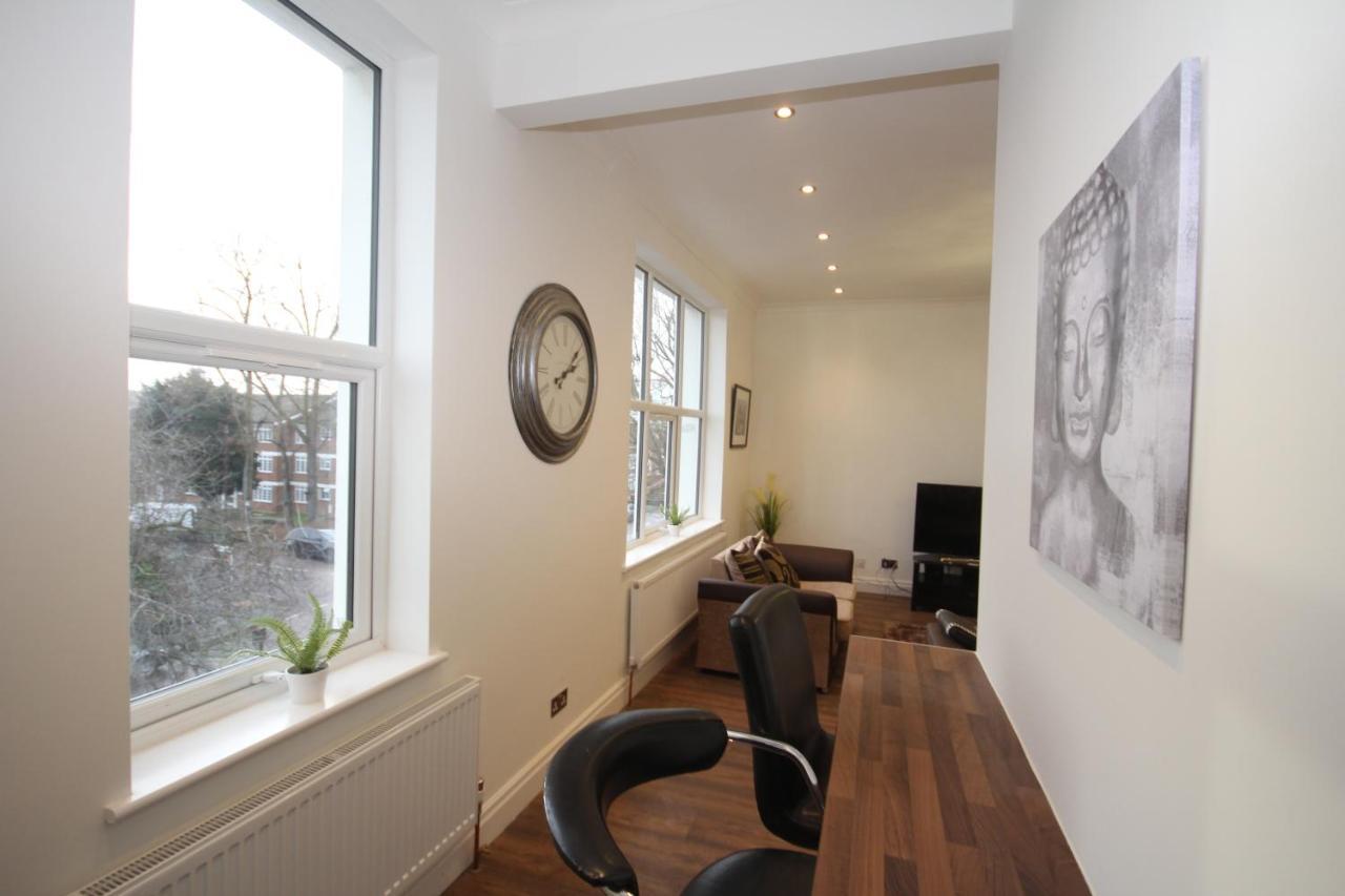 Great West Road Apartments Flat C 런던 외부 사진