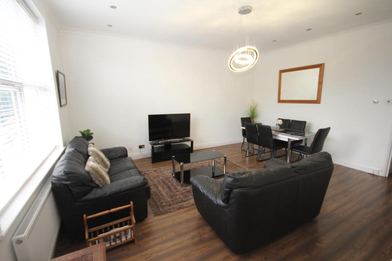 Great West Road Apartments Flat C 런던 외부 사진