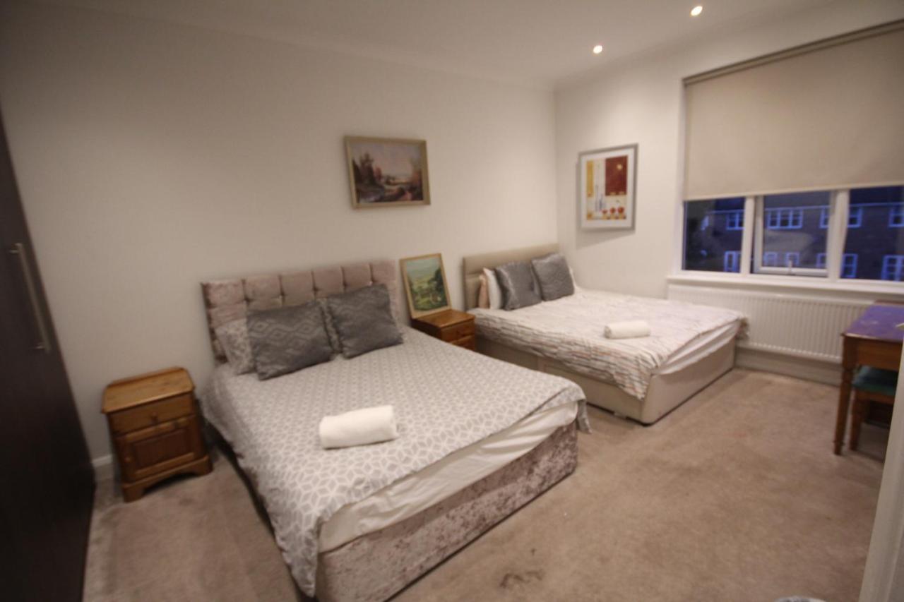 Great West Road Apartments Flat C 런던 외부 사진